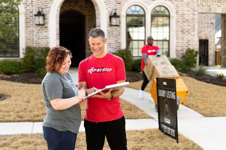 Step-By-Step Moving & Delivery