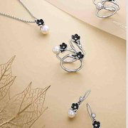 Vanities Jewelry And Gifts 23 Photos 7933 N Mesa St Photo Of Vanities Jewelry And Gifts El Paso Tx United States