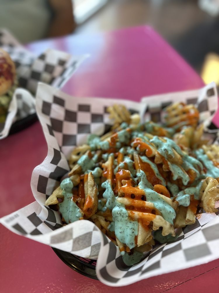 The Dirty V Plant-Based Noshery