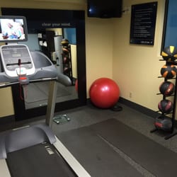 Hampton Inn 11 Reviews Hotels 1890 Winderly Ln Pickerington Photo Of Hampton Inn Pickerington Oh United States Small Fitness Center