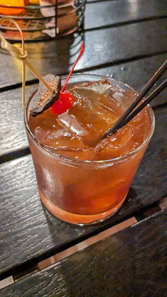 Farr Street Tavern