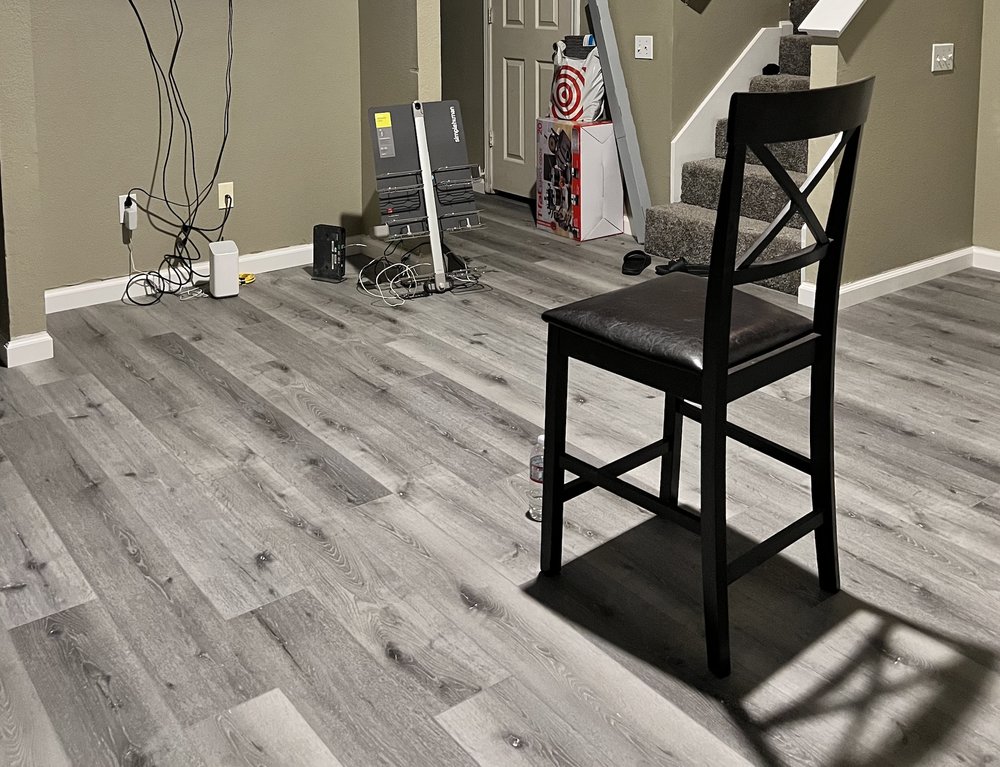 Crestview Flooring