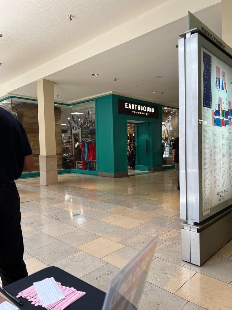 Earthbound Trading, San Antonio Roadtrippers