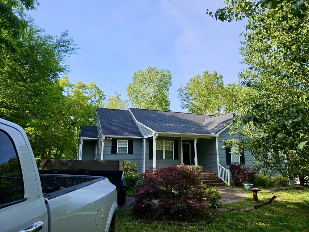 Peak Roofing Solution