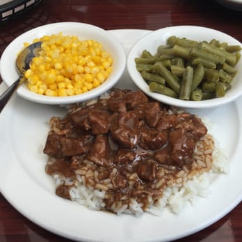 The Park Restaurant 46 Photos 32 Reviews Breakfast Brunch Photo Of The Park Restaurant Burlington Nc United States Beef Tips