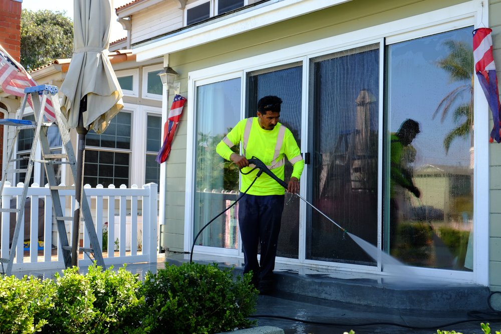 HB Pressure Washing