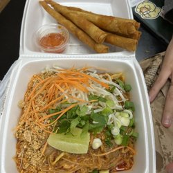 Pon's Thai Cuisine photo
