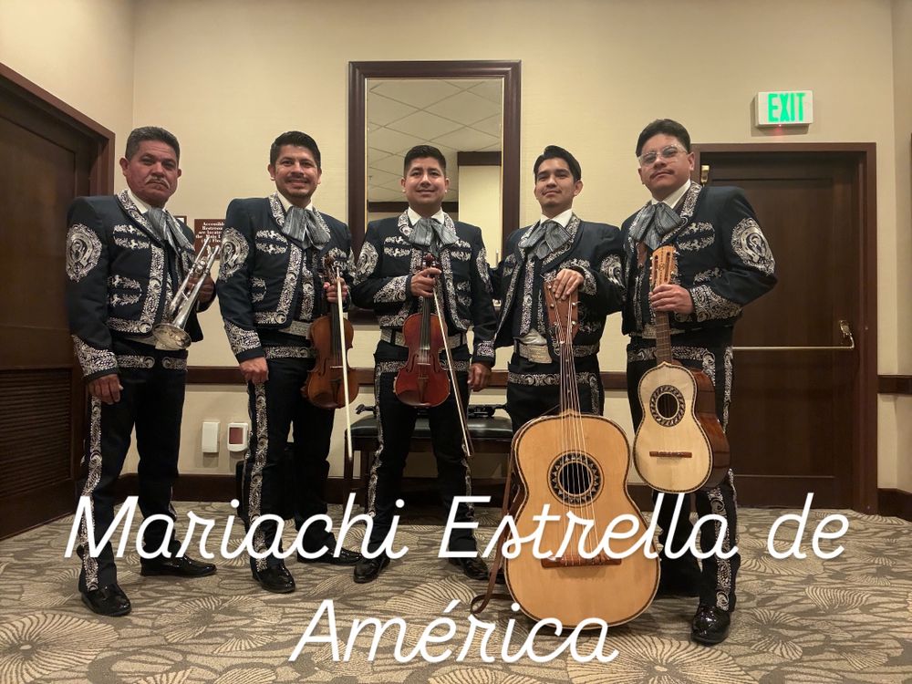 Mariachi Estrella de America