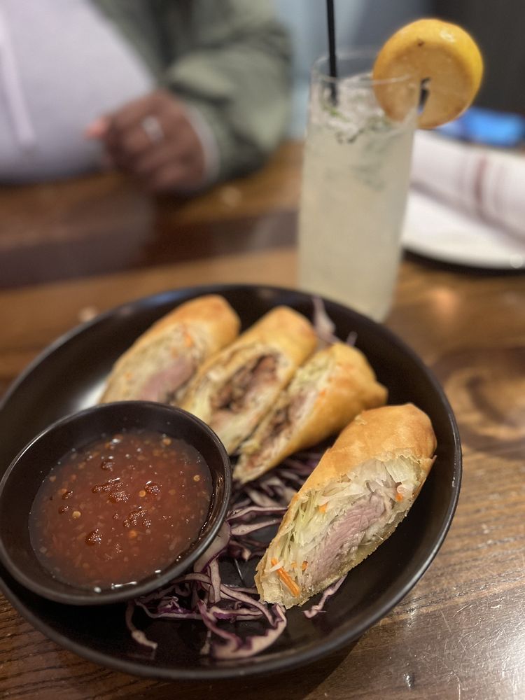 Uncle's Hawaiian Grindz