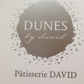 Photo de Pâtisserie David , Bordeaux, France. Jolie boîte pour les dunes.
