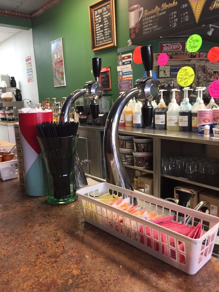 Cakes N Shakes Desserts 133 S Lane St, Blissfield, MI Restaurant