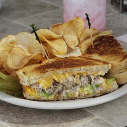 Don S Country Kitchen 614 Photos 680 Reviews Breakfast Photo Of Don S Country Kitchen Oceanside Ca United States Tuna Melt With