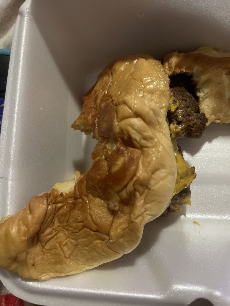 82 Eats