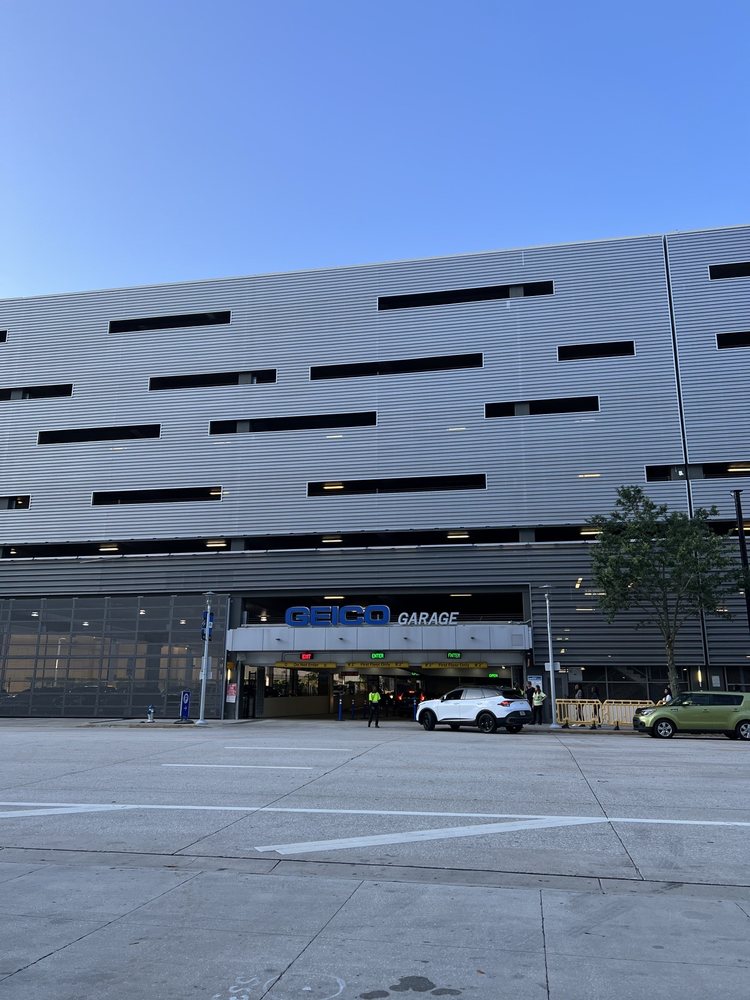 GEICO Garage