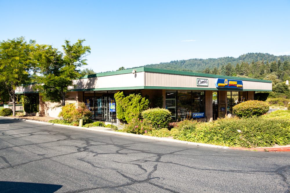 Ernie's Service Center