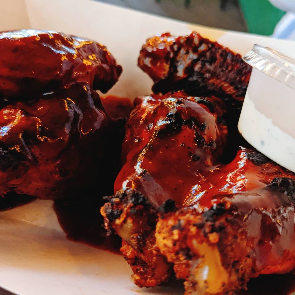 THE HUNTRESS whiskey n' wings photo 8