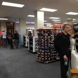 cvs pharmacy 26 reviews drugstores 240 newbury st back bay