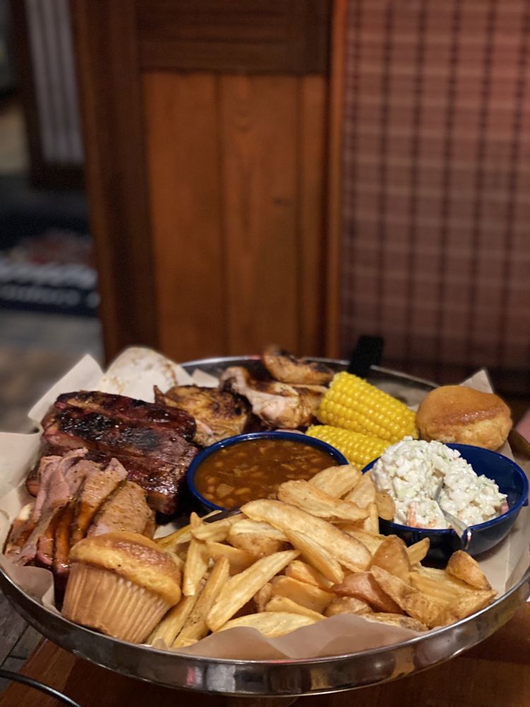 Famous Dave's Bar-B-Que