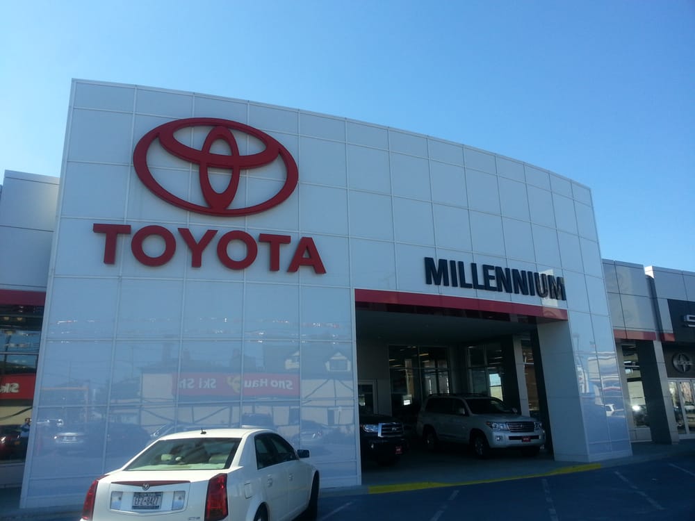 Millennium Toyota 81 Photos 92 Reviews Car Dealers 257 N Millennium