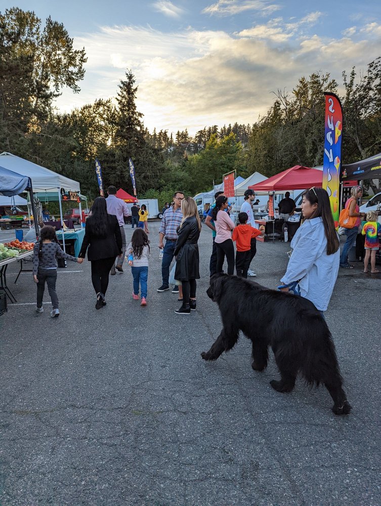 Juanita Friday Market