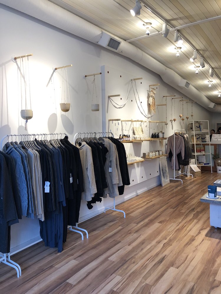 Little Mountain Lit Shop