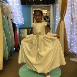 Las Bonitas Fashions 196 Photos 37 Reviews Bridal 382 W Photo Of Las Bonitas Fashions Hayward Ca United States Communion Dress