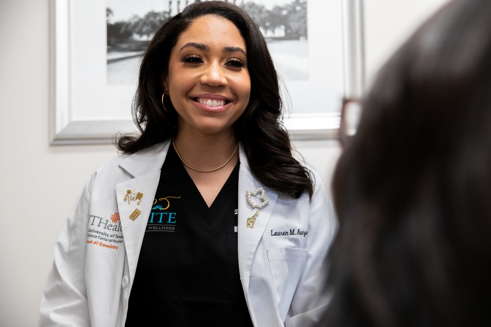 image of business Elite Dental Wellness