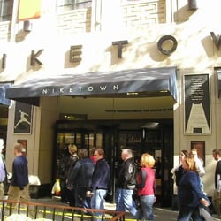 669 n michigan ave nike