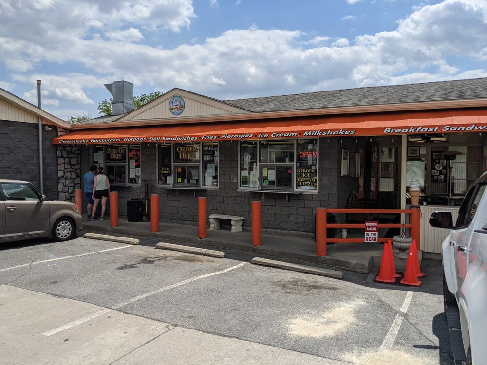 Petey's Eatey's