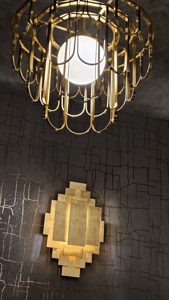 Runaway Whiskey & Wine