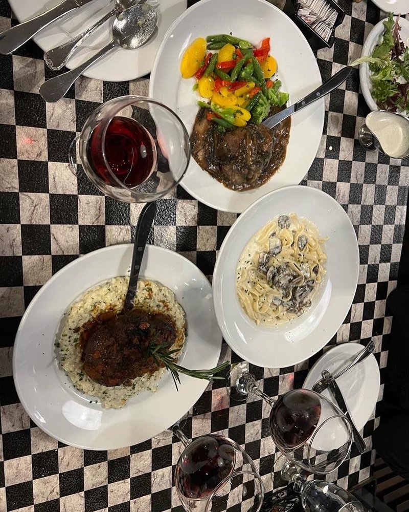 Di Papa's Italian Restaurant