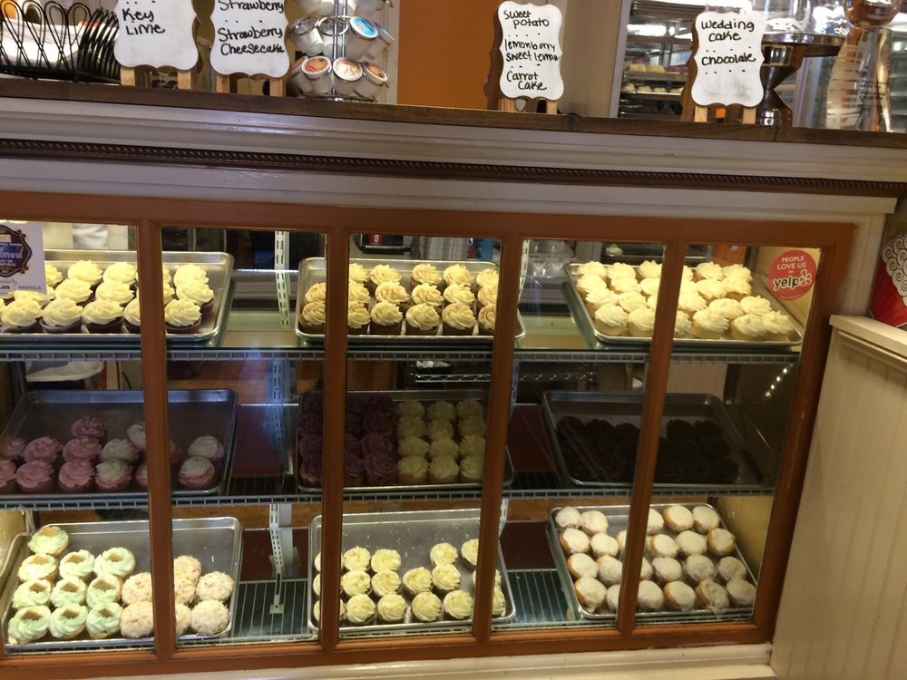 The Cupcake Collection 117 Photos & 235 Reviews Bakeries 1213 6th