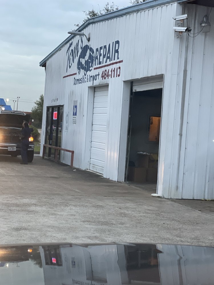 Tom's Auto Repairs