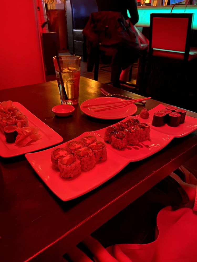 Kon Asian Bistro & Hibachi Grill