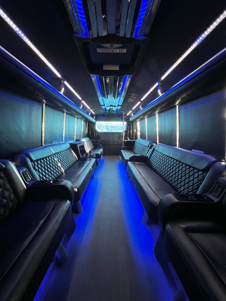 Hotshots Limo Bus