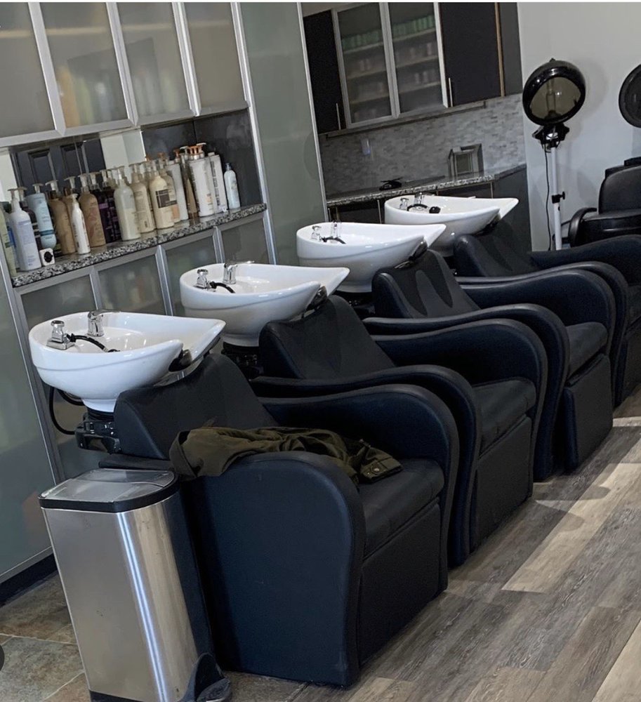 G Salon Spa Store, Atlanta Roadtrippers