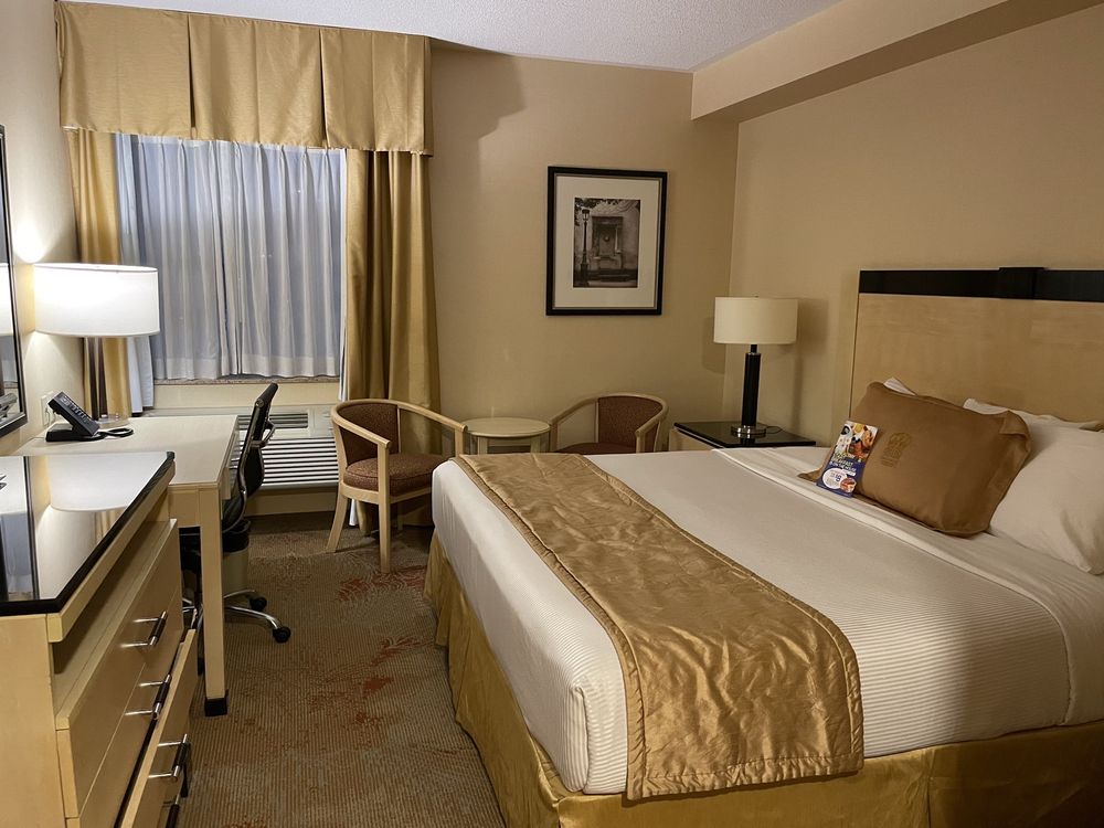 Monte Carlo Inn & Suites Downtown Markham