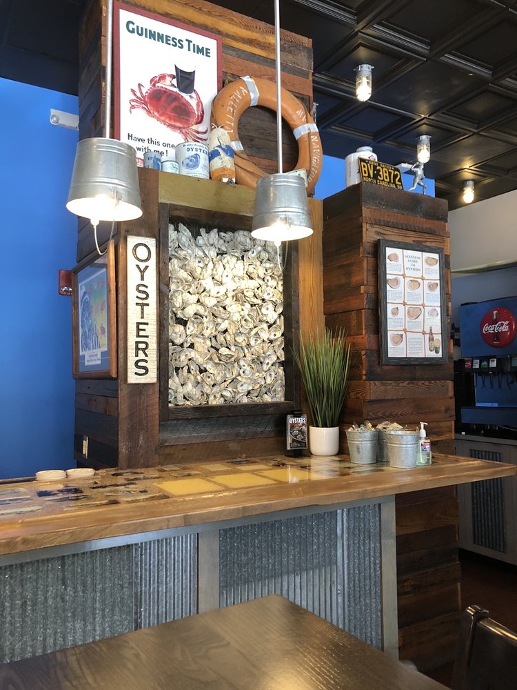 Shuckin' Shack Oyster Bar