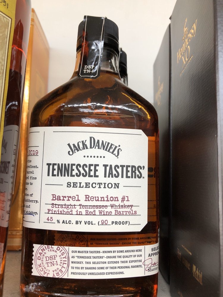 Country Club Liquor No 2