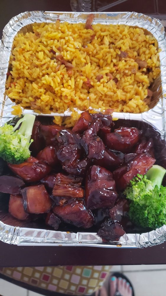 August Moon Chinese Restaurant
