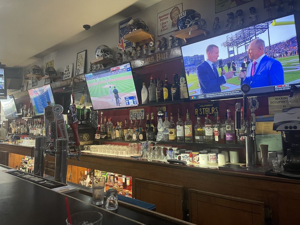 Cheaters Sports Bar