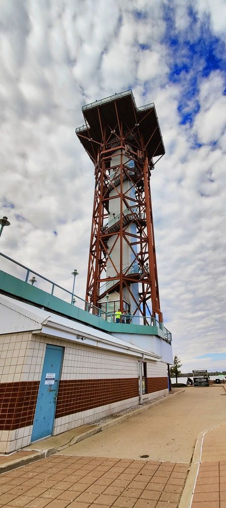 Bicentennial Tower