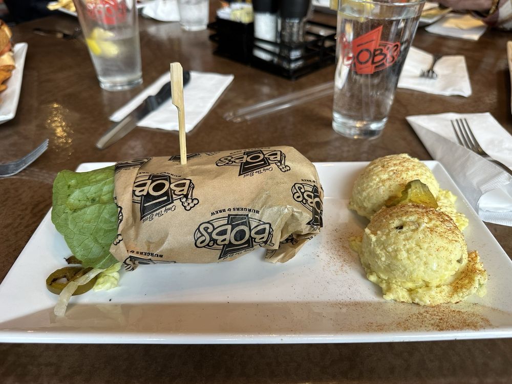 Bob's Burgers and Brew - Yakima