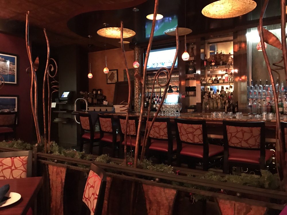 trata greek taverna