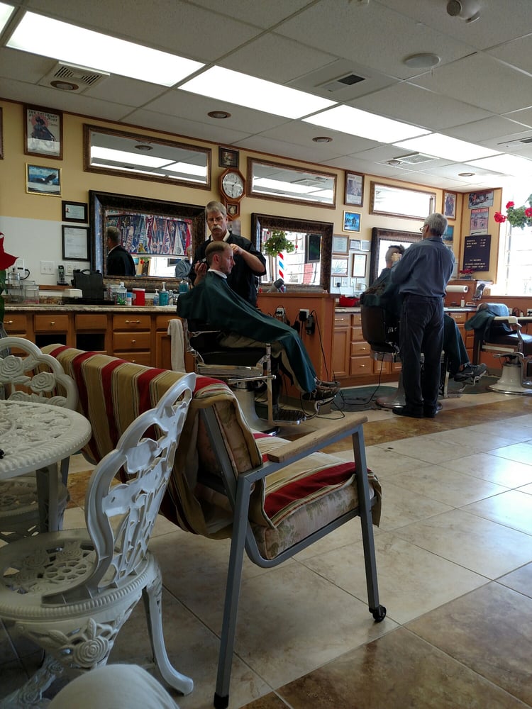 El Dorado Barbers 9613 Menaul Blvd NE, Eastside
