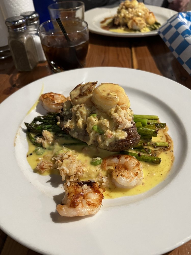 South Main Restaurant and Pub