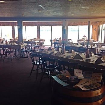 Waterfront Restaurant 32 Photos 43 Reviews Italian 12664 W Photo Of Waterfront Restaurant Hammondsport Ny United States Formal Dining Room Inside
