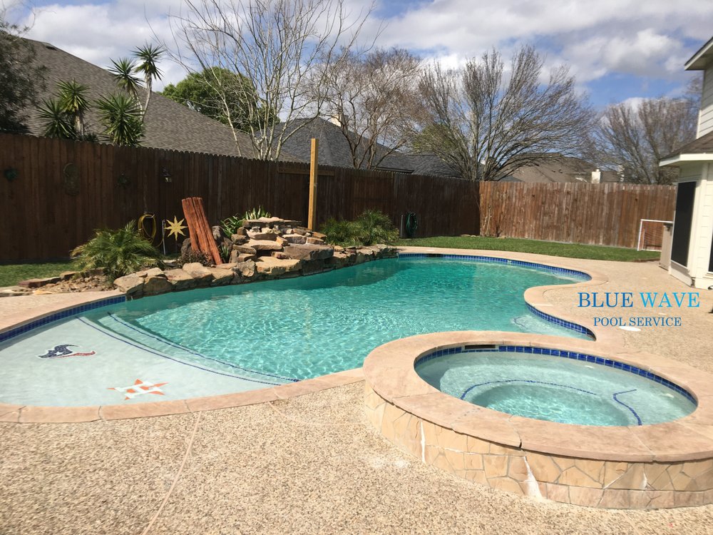 Blue Wave Pool Service