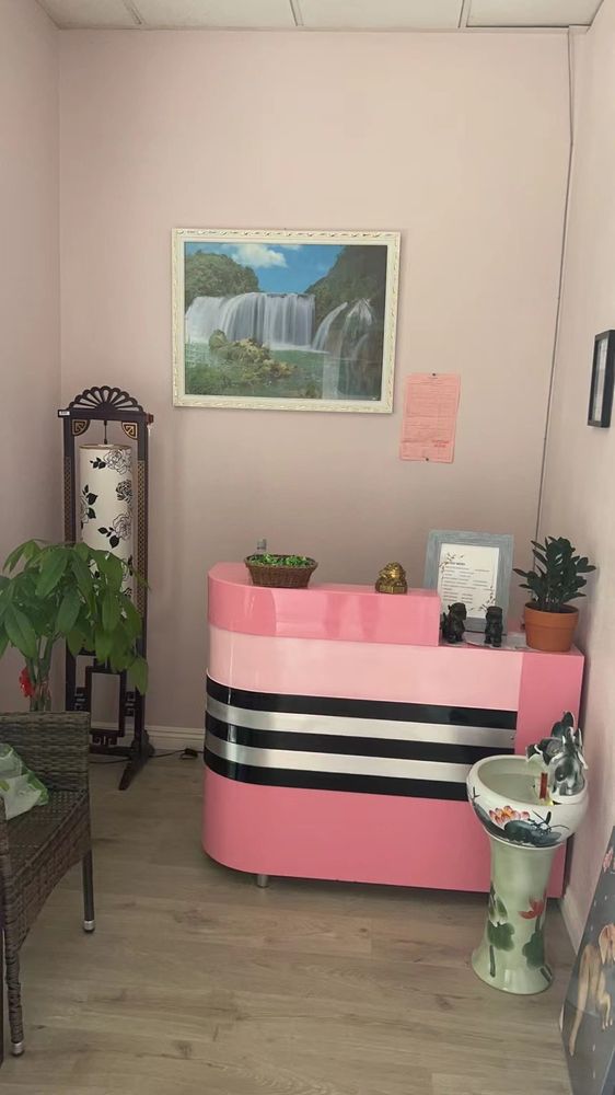 lily spa