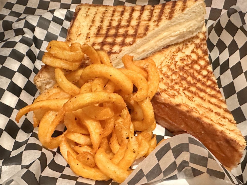 Charisma Cafe & Dessert House